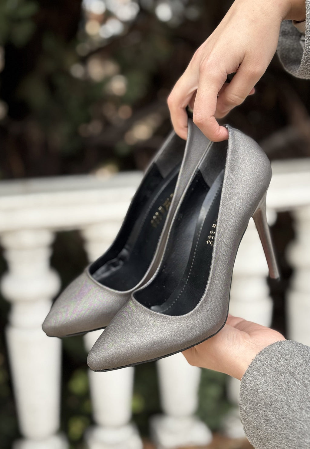 Hillar Platin Saten Stiletto Ayakkabı — Platin [stokoz:JG4WevVSgRIcDTngYZAe%3APlatin%3A1%3A1e2xal7]