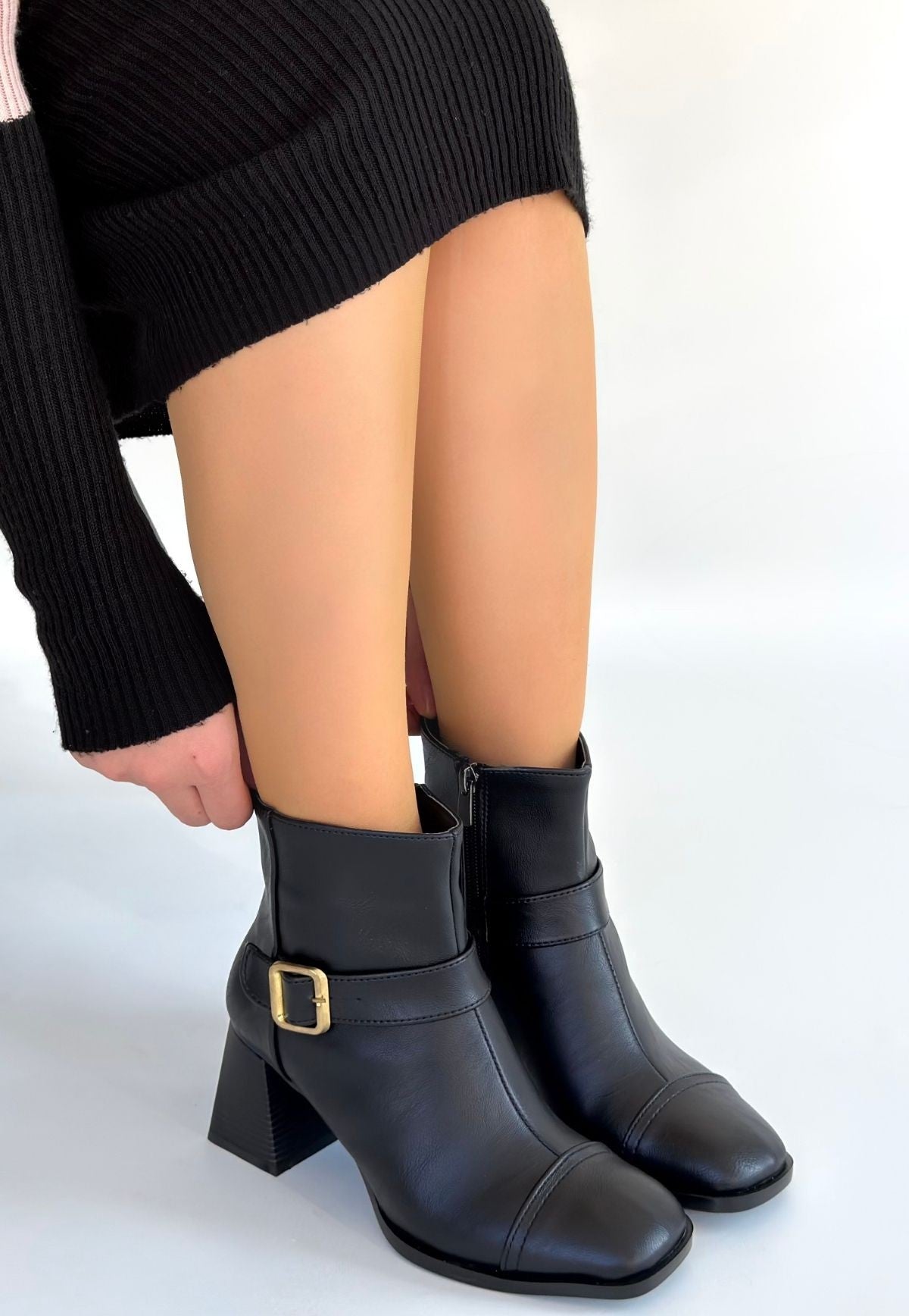 Mejjo Siyah Cilt Topuklu Bot — Siyah [stokoz:nWEqNeBshyIleGpxqOcu%3ASiyah%3A1%3A1ea0j39]