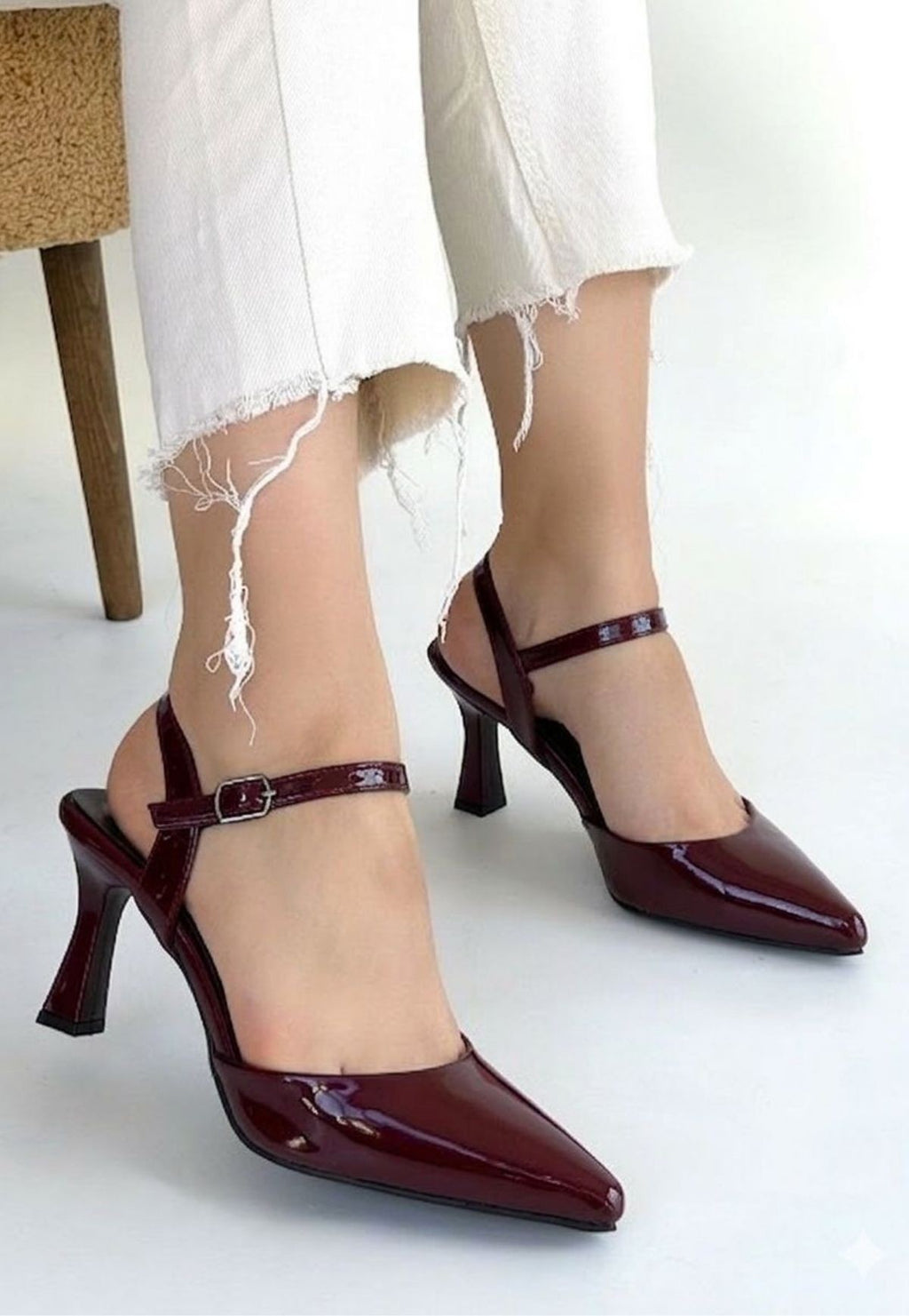 Suden Bordo Rugan Topuklu Ayakkabı — Bordo [stokoz:w0LfWgyHgVixelBVubuH%3ABordo%3A1%3A38alkc]